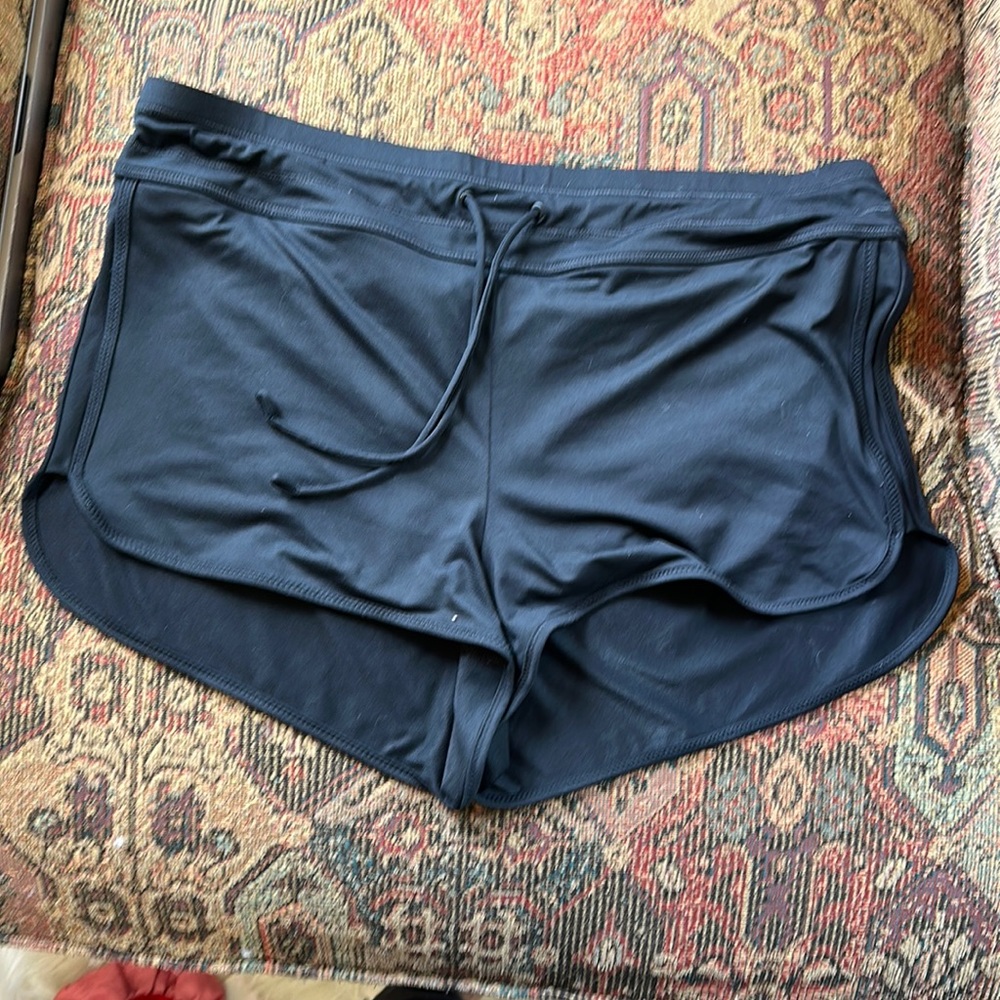 Athleta Surge Swim Short size M EUC